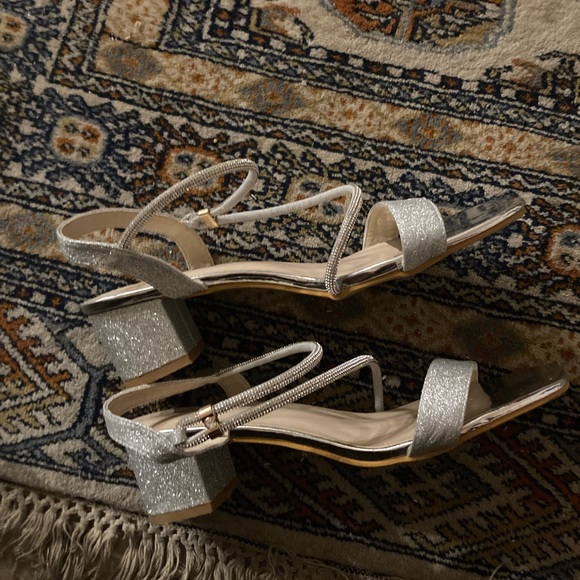 Glamorous Silver High Heels GLITTER - Picture 2 of 3